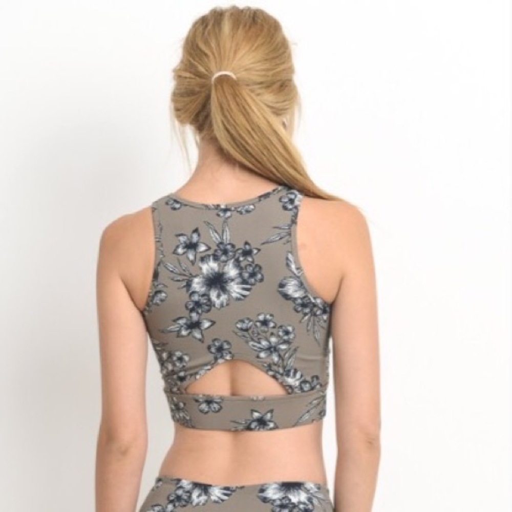 ✨NEW ✨ Emily Floral Sports Bra